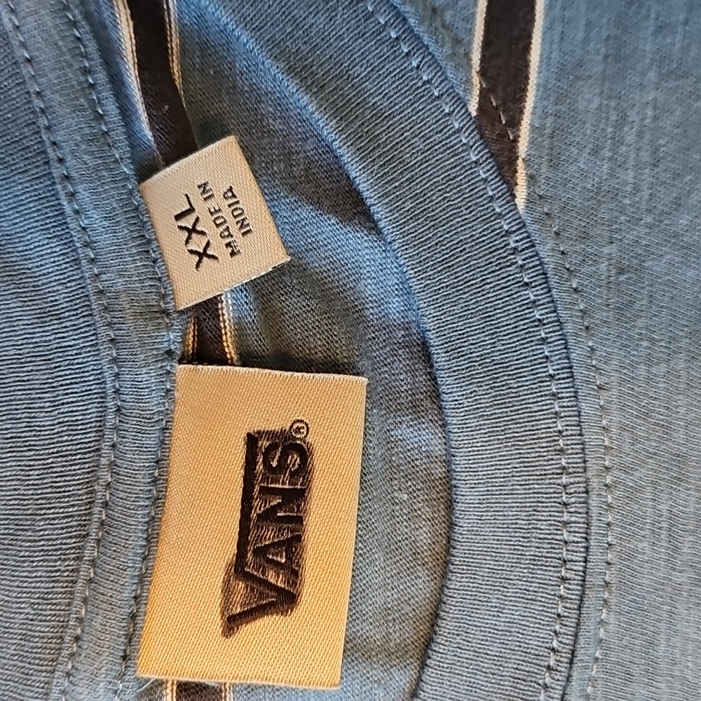 New Vans Tee - Picture 2 of 3